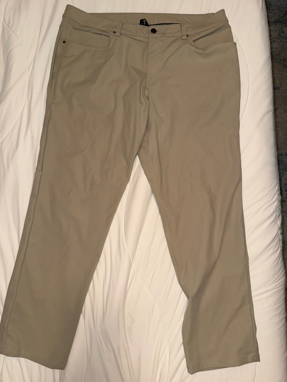 lululemon athletica Men's Khaki Stretch Chinos (Warpstream) - Tan 38x30 inseam